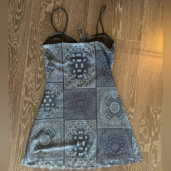 Urban Outfitters Dress - Picture 2 of 3